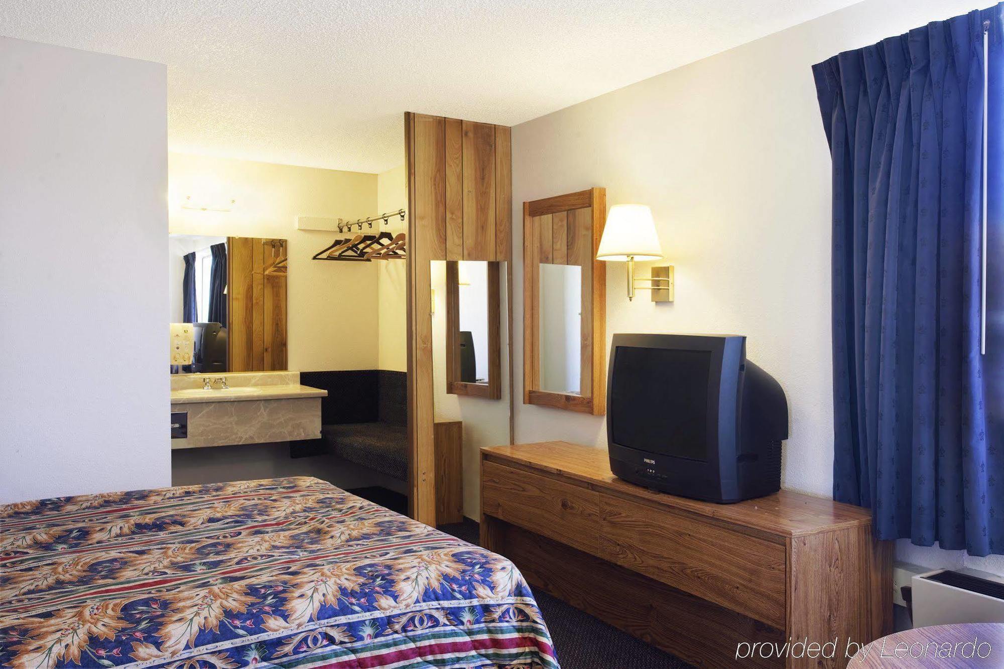 Americas Best Value Inn - Carson City Kamer foto