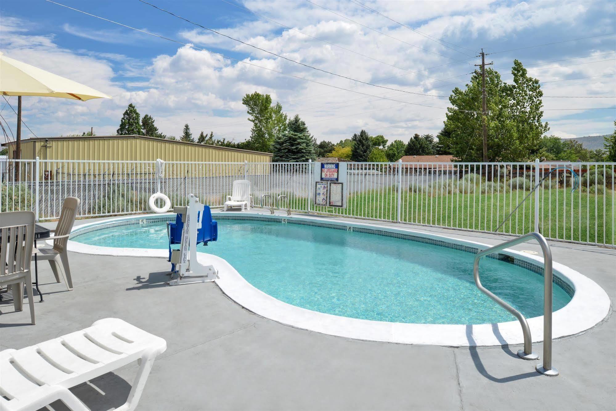 Americas Best Value Inn - Carson City Buitenkant foto